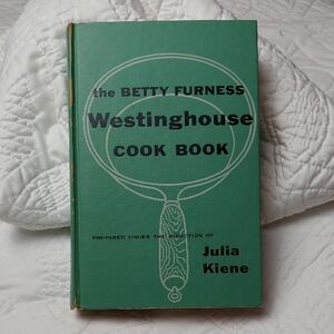 * Westinghouse Cook Book by Julia Kiene 1954 1st Print Green Vintage, Hard Cover
